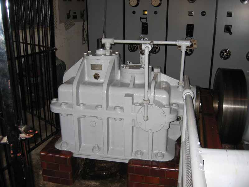 F.L.S. præcisionsgear TDVL-550 på Bindslev Gl. Elværk